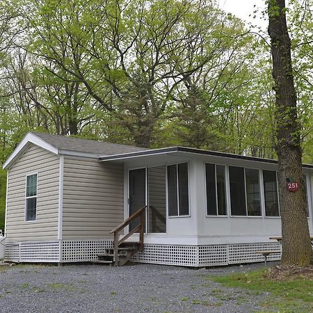 Appalachian Camping Resort Park Model 2 Shartlesville Екстер'єр фото